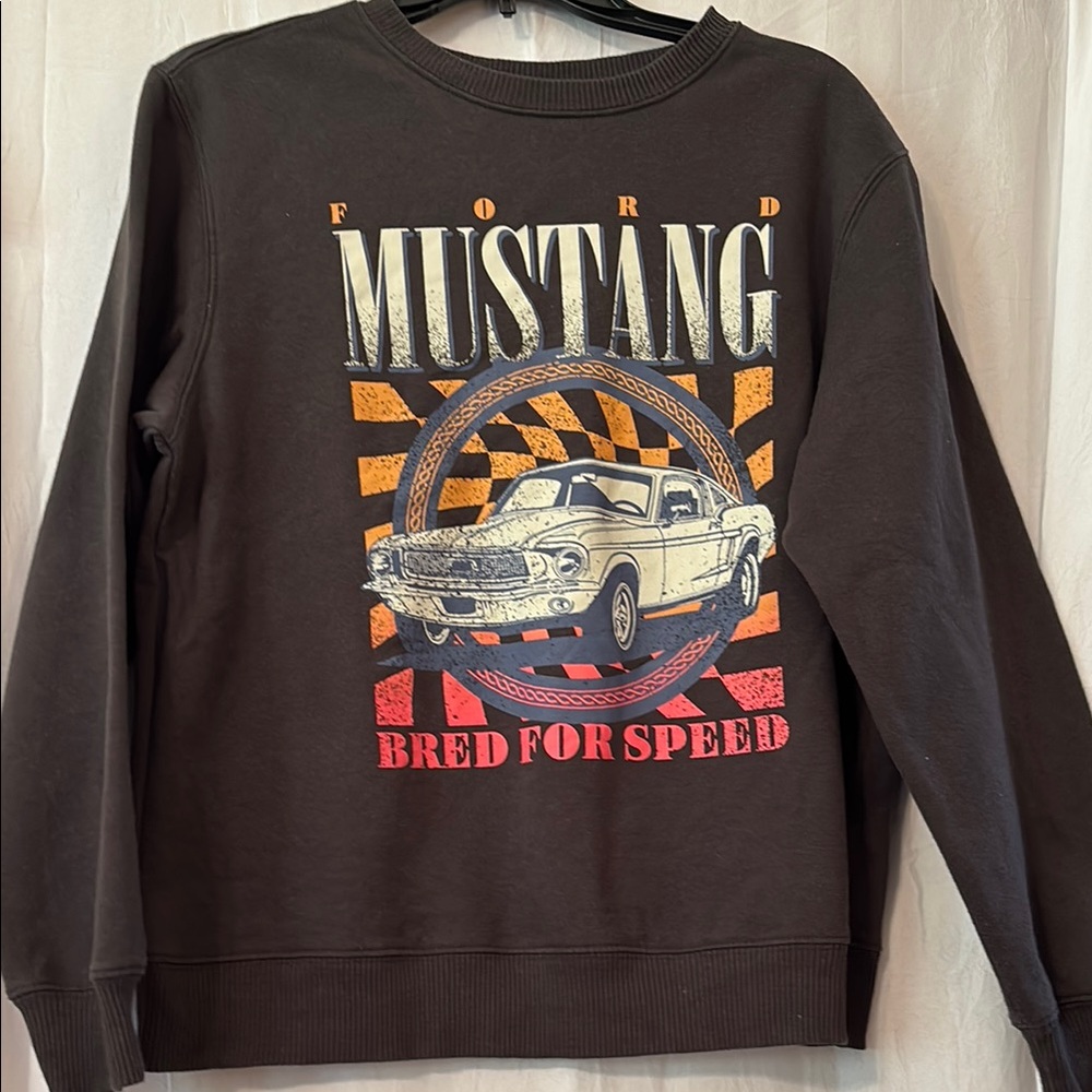 Ford Mustang Black Sweatshirt Women’s Size Medium